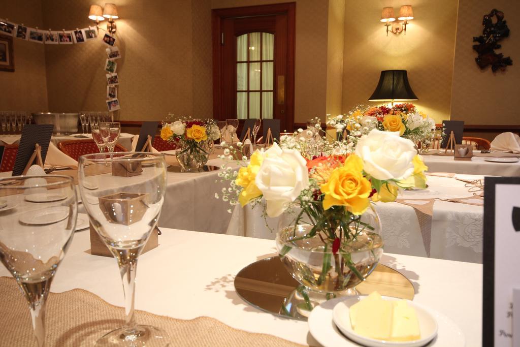 Strathburn Hotel Inverurie By Compass Hospitality Esterno foto