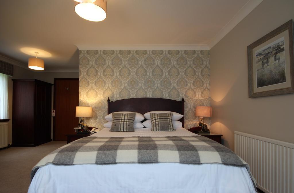 Strathburn Hotel Inverurie By Compass Hospitality Esterno foto