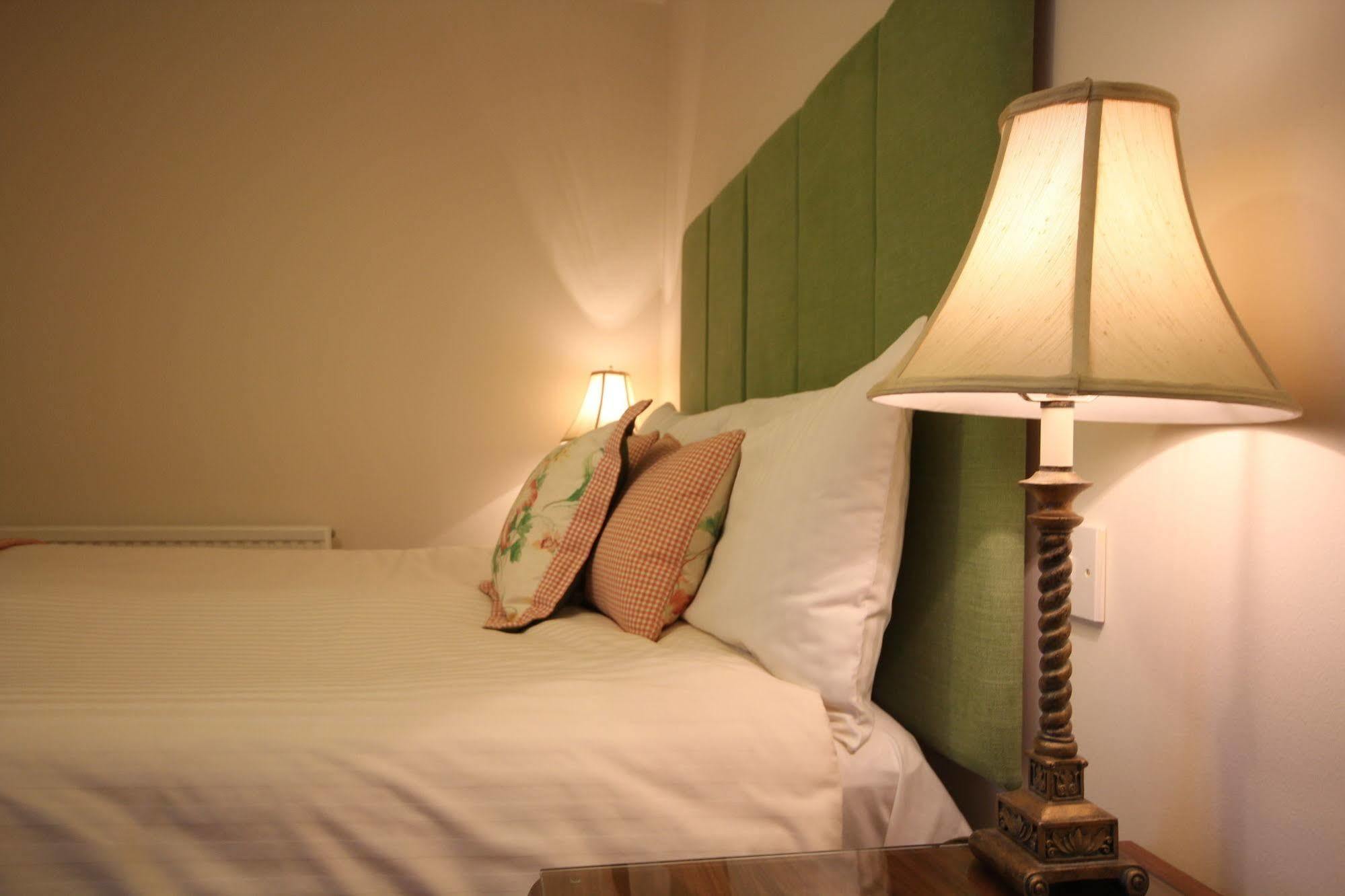 Strathburn Hotel Inverurie By Compass Hospitality Esterno foto